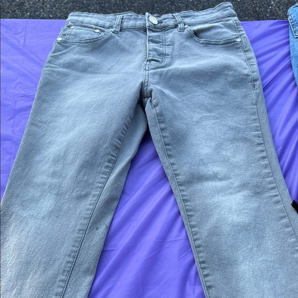 Boohoo Light Gray Denim Jeans